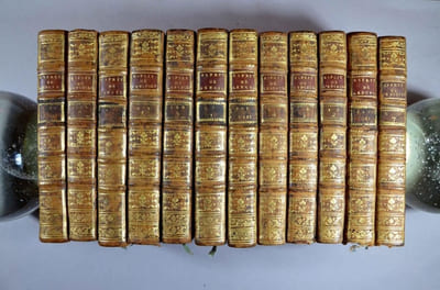 L'esprit de l'encyclopédie ou choix des articles les plus agréables, les plus curieux et les plus piquants de ce grand Dictionnaire.
