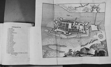 Beyträge zur Kriegs - Kunst und Geschichte des Krieges von 1756. bis 1763. mit Plans und Charten. II. Stück. undefined