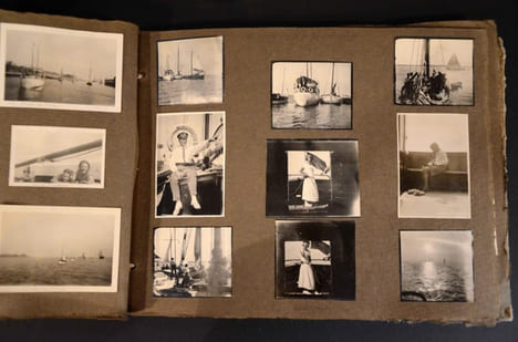 Album Photographique à l'italienne, courses croisières sur les cotes de Belgique. undefined