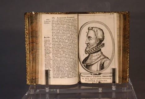 De Bello Belgico (decas prima, decas segunda) ab excessu Caroli V. Imp. usque ad initia praefecturae Alexandri Farnesii Parmae ac Placentiae ducis ...