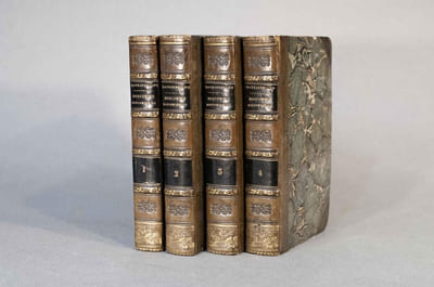Etudes et discours historiques sur la chute de l’empire Romain,