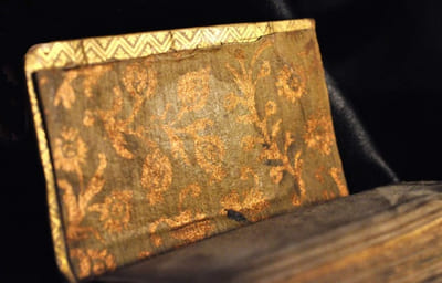 Étrennes nationales curieuses, nécessaires et instructives pour l’année 1786.