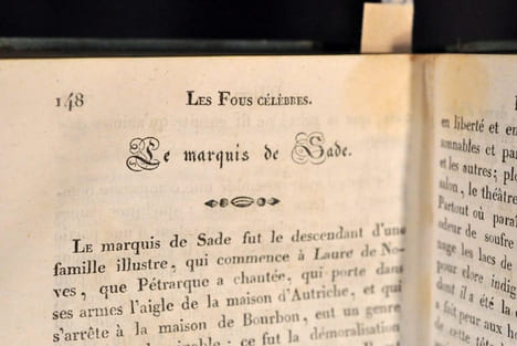 Les fous célèbres, Histoire des hommes qui se sont le plus singularisés par leur monomanie, leur originalités et leur extravagances. Précédé de : ...