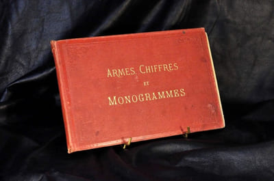 « Armes, chiffres et monogrammes »