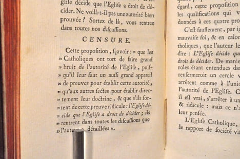 Censure de la faculté de théologie de Paris contre le Livre qui a pour titre Emile ou de l'éducation. LEGRAND (Louis)