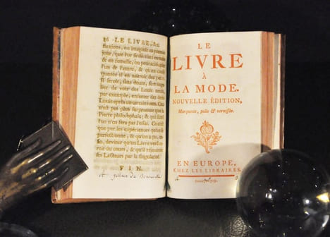 Le Livre à la mode.. CARACCIOLI, Louis Antoine de