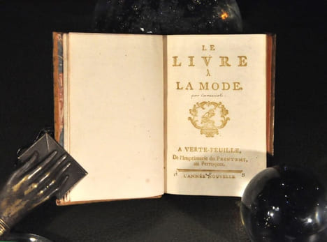 Le Livre à la mode.. CARACCIOLI, Louis Antoine de