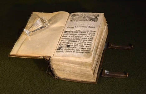 [BIBLE HONGROISE].  Pessti [Pest], (Psautier) . undefined