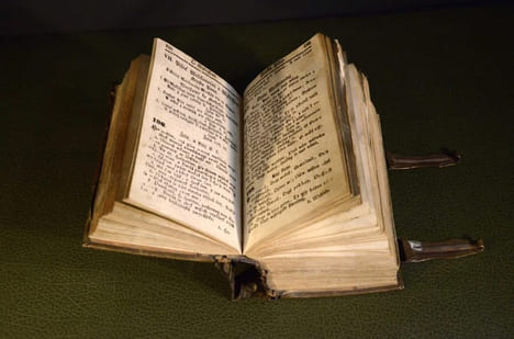 [BIBLE HONGROISE].  Pessti [Pest], (Psautier) . undefined
