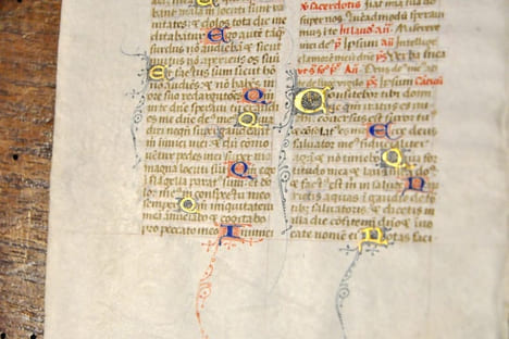 Feuillet manuscrit extrait d’un bréviaire . undefined