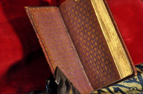 Dct : & Prosess : Regii Exercitatio Anatomica De motu cordis & sanguinis. Cum Praesatione ZACHARIAE SYLVIIMedici Roterodamensis. Accessit Dissertatio ...