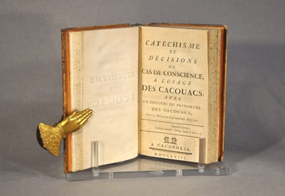 La voix du prêtre, 1570 ; suivit de Abbé de Saint CyrCatéchisme et décisions de cas de conscience, a l’usage des cacouacs Avec un discours du patriarche des cacouacs, 1758 ; Suivit d’un nouveau Testament, 1713 Guymond de la Touche, Les soupirs du cloître ou le triomphe du fanatisme, Londres 1766 