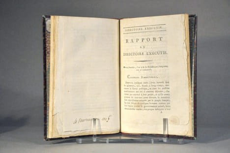 - BERTHIER. Pièces trouvées à Venise, dans le porte-feuille de d'Antraigues, Et écrite entièrement de sa main. Suivi de :- Déclarations de Duverne ...