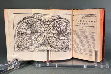 Le Géographe manuel, contenant la description de tous les pays du monde, leurs qualités, leur climat, le caractère de leurs habitans, leurs villes ...