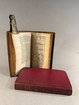 Recueil de Divers écrits pour servir d’éclaircessemens à l’histoire de France, et de supplément à la notice des Gaules.. M. l’Abbé LEBEUF, chanoine & ...