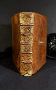 Instruction sur les Estats d’oraison,Où sont exposées les erreurs des faux mystiquesde nos jours : Avec les actes de leur condamnation.Par Messire Jacques Benigne Bossuet Évêque de Meaux, Conseiller du Roy, en ses Conseils, & devant Précepteur de Monseigneur Le Dauphin