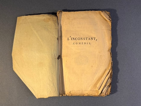 L'INCONSTANT. Comédie en cinq actes et en vers. Représentée pour la première fois par les Comédiens Français, le 13 juin 1786. COLLIN D'HARLEVILLE ...