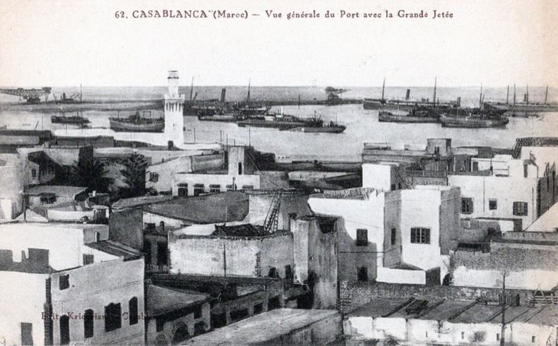 CASABLANCA , Vue générale du port avec la grande jetée. Maroc