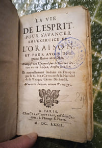 La Vie de l’Esprit pour s’avancer en l’exercice de l’Oraison ; et pour avoir une grande union avec Dieu. Composée en Espagnol par le Docteur Antoine de Rojas, Prestre séculier. Et nouvellement traduite en François par le R. Père Cyprien de la Nativité de la Vierge, Carme Déchaussé. Nouvelle édition, reveuë et corrigée. Paris, Jean Couterot, 1672.