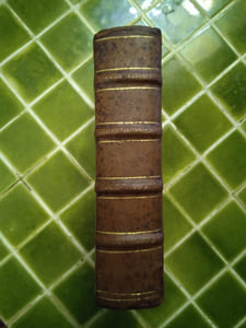 La Vie de Sœur Marguerite du S. Sacrement, Religieuse Carmelite du Monastere de Beaune. Composee par un Prestre de la Congregation de l’Oratoire de Nostre Seigneur Iesus-Christ, Docteur en Theologie. « Jouxte la copie imprimée ». Paris, Pierre le Petit, 1655.