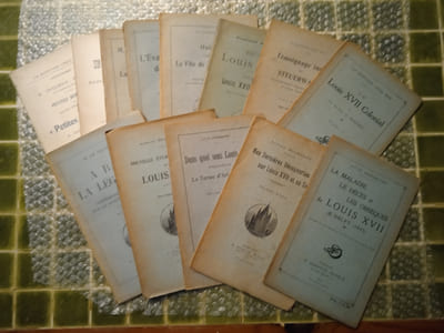 Lot de 15 ouvrages.