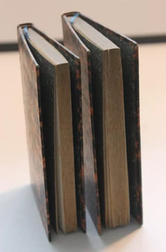 2 ouvrages :
- Paroles d’un croyant. 1833. Paris, Delloye et Lecou, 1837.
- Le Livre du Peuple. Paris, Pagnerre, 1838 (même année que l’édition ...