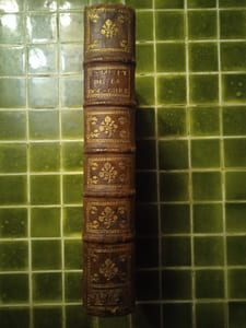 Exposition de la Doctrine chrétienne par demandes et par réponses. Divisée en trois Catéchismes. I. Catéchisme historique […]. II. Catéchisme dogmatique […]. III. Catéchisme pratique. A Paris, Chez Jacques Rollin, 1741.
