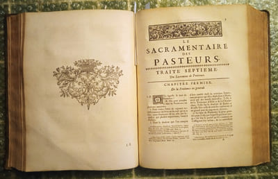 Le Sacramentaire des Pasteurs, tiré des Saintes Écritures, des Conciles, des Pères, et des usages de l’Église de France : contenant le dogme et la pratique de tous les Sacremens. Avec un traité des Monitoires à l’usage des Cours Ecclésiastiques & Séculières, & de Messieurs les Curez du Royaume. 
