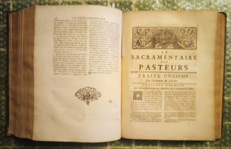 Le Sacramentaire des Pasteurs, tiré des Saintes Écritures, des Conciles, des Pères, et des usages de l’Église de France : contenant le dogme et la ...