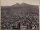 (Vue générale de Naples).. (Alinari ?)