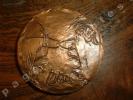Médaille en bronze dans sa boite cartonnée.. TETSU. 