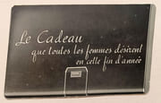 Le Cadeau que toutes les Femmes désirent en cette fin d'année....Une élégante nouveauté de Lancel. 3 Boulevard des Italiens, Place de l'Opéra à Paris. par LANCEL. - Image 1