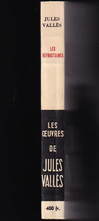 LES RÉFRACTAIRES