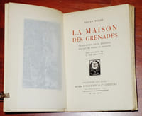 LA MAISON DES GRENADES. [Édition illustrée]