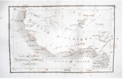 JOURNAL D’UNE EXPEDITION ENTREPRISE DANS LE BUT D’EXPLORER LE COURS ET L’EMBOUCHURE DU NIGER, OU RELATION D’UN VOYAGE SUR CETTE RIVIERE DEPUIS YAOURIE JUSQU’À SON EMBOUCHURE. TRADUIT DE L’ANGLAIS PAR MME LOUISE SW. -BELLOC.