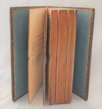 Livre d’Eglise Latin-François, suivant le Bréviaire et le Nouveau Missel de Paris, contenant l’Office du Matin pour les Dimanches & les Fêtes de ...
