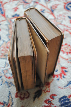 Le Véritable Père Joseph Capucin, nommé au Cardinalat ; contenant l’Histoire Anecdote du cardinal de Richelieu. Nouvelle Édition augmentée. . RICHARD ...