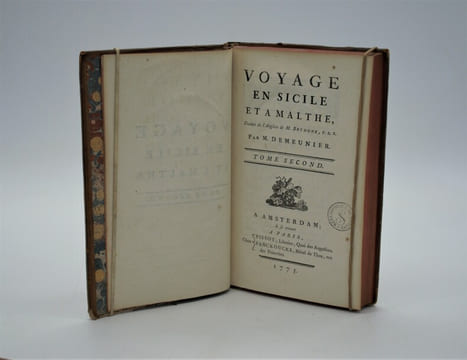 Voyage en Sicile et à Malthe, traduit de l'anglois par Demeunier. BRYDONE (Patrick).