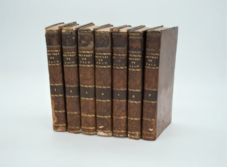 Oeuvres philisophiques de Pauw comprenant ;Recherches philosophiques sur les Américains  ou Mémoires intéressants pour servir à l'Histoire de l'Espèce ...