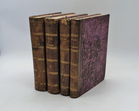 Voyage autour du monde, pendant les années 1790, 1791, et 1792, précédé d'une introduction historique, auquel on a joint des recherches sur les terres ...