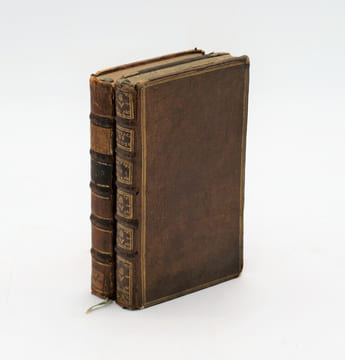 Voyage de la baye de Hudson. Fait en 1746 & 1747, pour la découverte du passage de Nord-Ouest.
. ELLIS , Henry