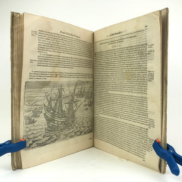 Premier livre de la navigation aux Indes orientales par les hollandois et des choses à eux advenues : ensemble les conditions, les moeurs et manières ...