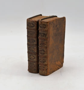 Journal du voyage du chevalier Chardin en Perse et aux Indes Orientales par la mer Noire et par la Colchide qui contient le voyage de Paris à Hispahan.