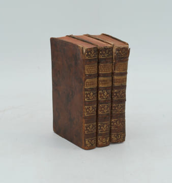 Voyages entre Saint-Pétersbourg et la Russie, dans divers pays d'Asie. . BELL D'ANTERMONY (Jean) , LANGE (Lorenz)