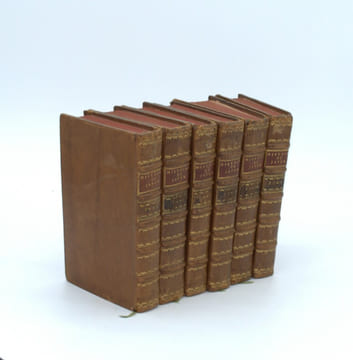 Histoire et Description Generale du Japon; ou l'on trouvera tout ce qu'on a pu apprendre da la nature & des Productions du Pays, du Caractere & des ...