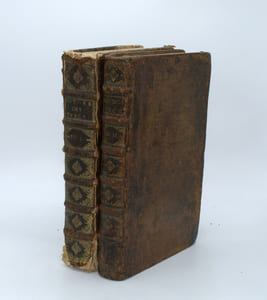 Histoire generale des Turcs, contenant l’histoire de Chalcondyle, traduite par Blaise de Vigenaire, avec les illustrations de mesme Autheur. Et continuée iusques en l an M.DC.XII par Thomas Artus; et en cette Edition, par le Sieur de Mezeray, iusques en l année 1661. De plus, l histoire du serail par le sieur Baudier. Les figures et descriptions des principaux officiers et autres Personnes de l Empire Turc, par Nicolai. Les tableaux prophetiques sur la ruine du mesme empire. Et la traduction des Annales des Turcs, piece tres necessaire pour l intelligence de tout le corps de cette Histoire, mise du latin en françois, par ledit Sieur de Mezeray.
