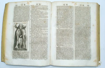 Melitensis Equitis Aurati, Comitis Palatini, Protonotarii Apoftolici, Cathedralis Ecclefiae Viterbienfis Canonici theologi, ac Sacrae Congregationis Indicis Confultoris, Hierolexicon, Sive Sacrum Dictionarium; In Quo Ecclesiasticae Voces, Earumque Etymologiae, Origines, Symbola, Caeremoniae, Dubia, Vocabula barbara, atq; Sac. Scripturae, & SS. Patrumphrafes obfcurae elucidantur.
