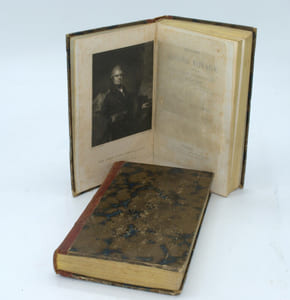 Relation du second voyage fait à la recherche d'un passage au Nord-Ouest par Sir John ROSS capitaine de la marine royale, chevalier de l'ordre du Bain... et de sa résidence dans les régions arctiques pendant les années 1829 à 1833 ; contenant le rapport du capitaine de la marine royale Sir Clarck ROSS, et les observations relatives à la découverte du Pôle Nord, ouvrage traduit sous les yeux de l'auteur par A.-J.B. DEFAUCOMPRET.


