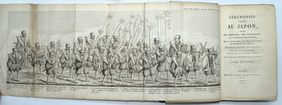 Cérémonies usitées au Japon pour les mariages et les funérailles, et les principales fêtes de l’année ; Suivies d’Anecdotes sur la Dynastie régnante des Souverains de cet Empire. Ouvrage Traduit du Japonais. 
