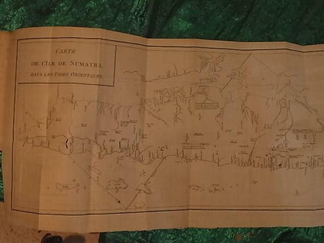 HISTOIRE DE SUMATRA,DANS LAQUELLE ON TRAITE DU GOUVERNEMENT. MARSDEN, WILLIAM